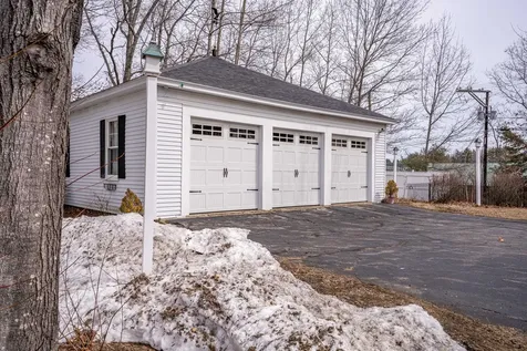 308 Main Street Fremont NH 03044