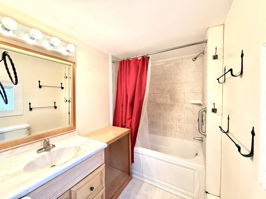 345 Vt Route 110 Chelsea VT 05038