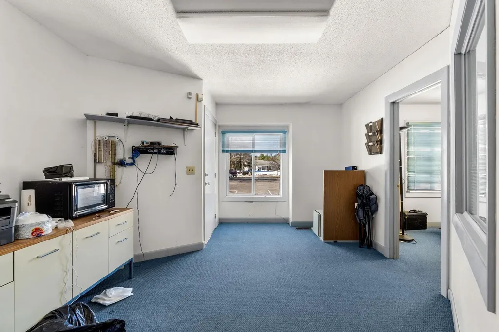 10 Northern Boulevard Amherst NH 03031