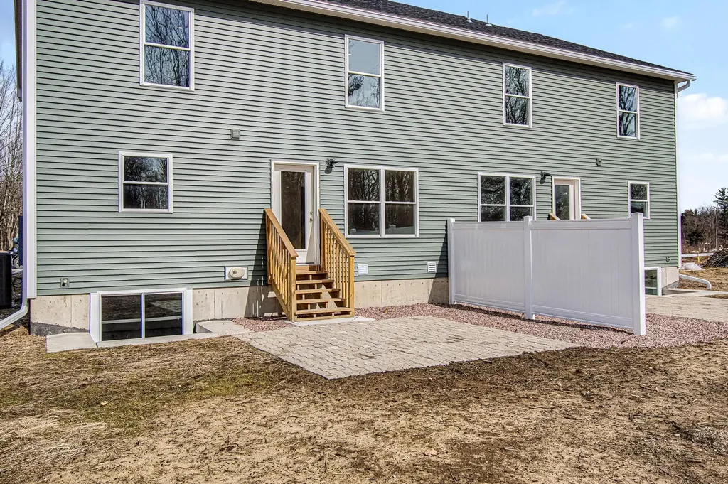 101 Elsa Lane Essex VT 05452