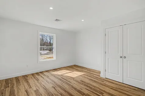 101 Elsa Lane Essex VT 05452