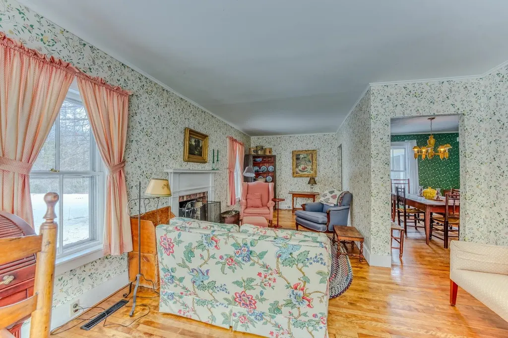 249 Mountain View Road Whitefield NH 03598