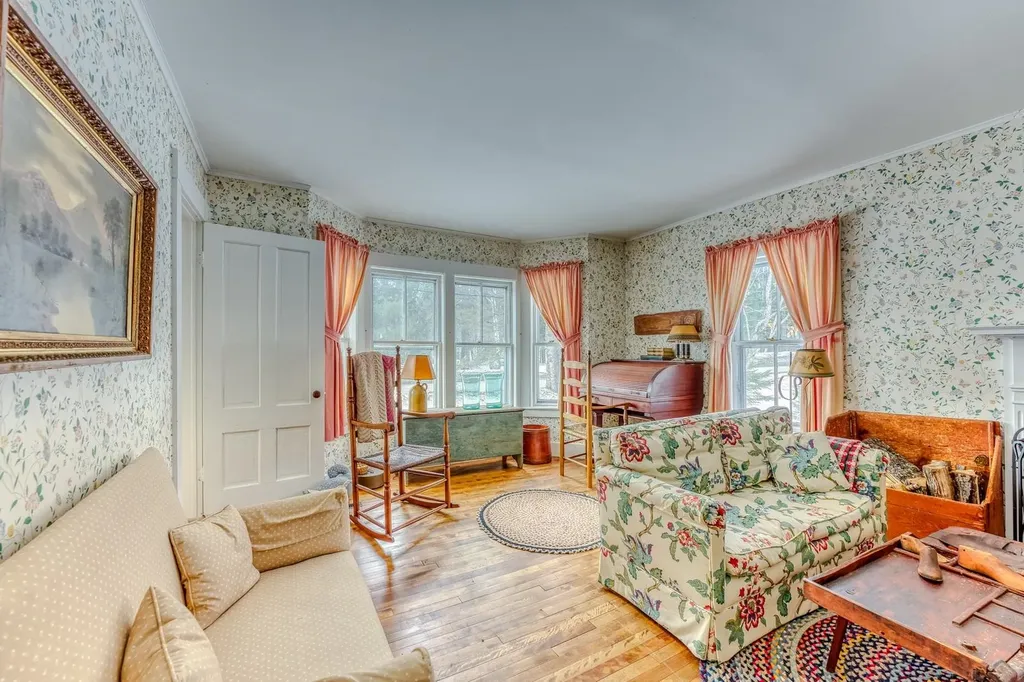 249 Mountain View Road Whitefield NH 03598