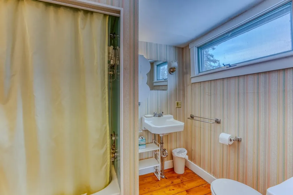 249 Mountain View Road Whitefield NH 03598