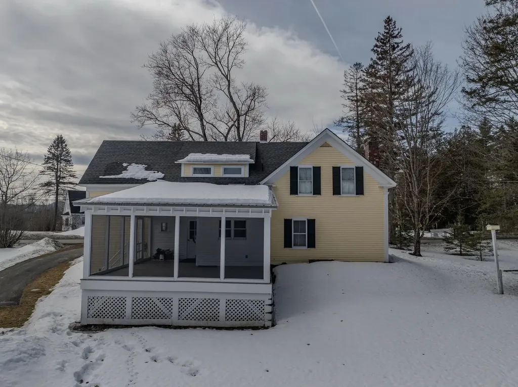 249 Mountain View Road Whitefield NH 03598