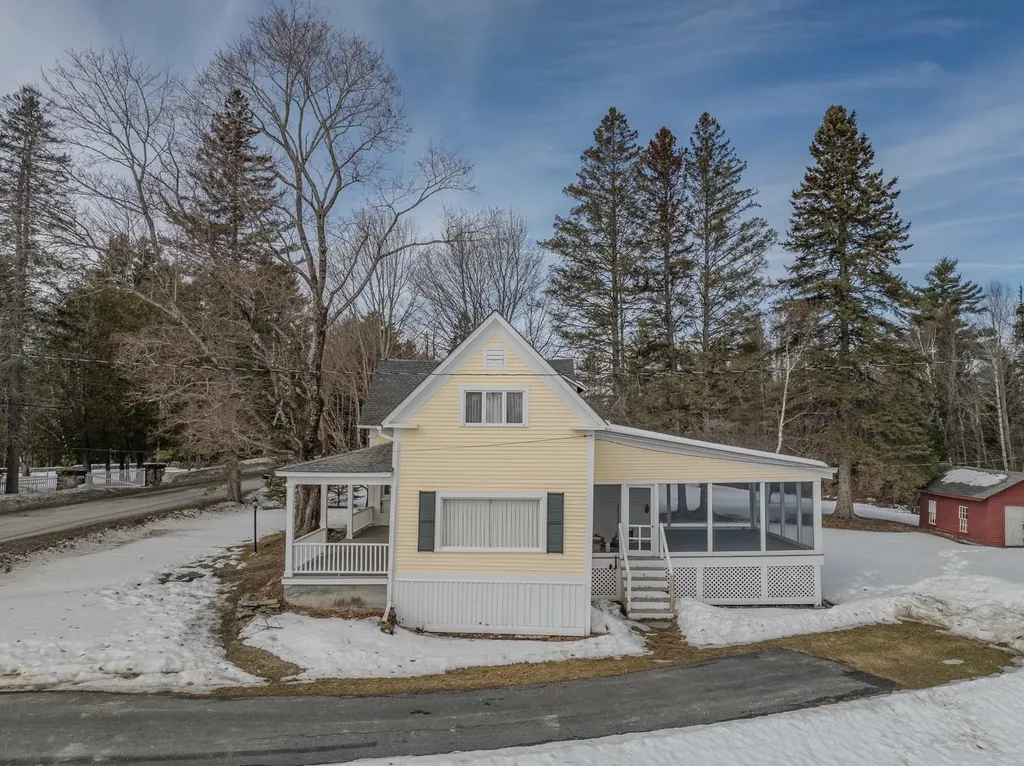 249 Mountain View Road Whitefield NH 03598