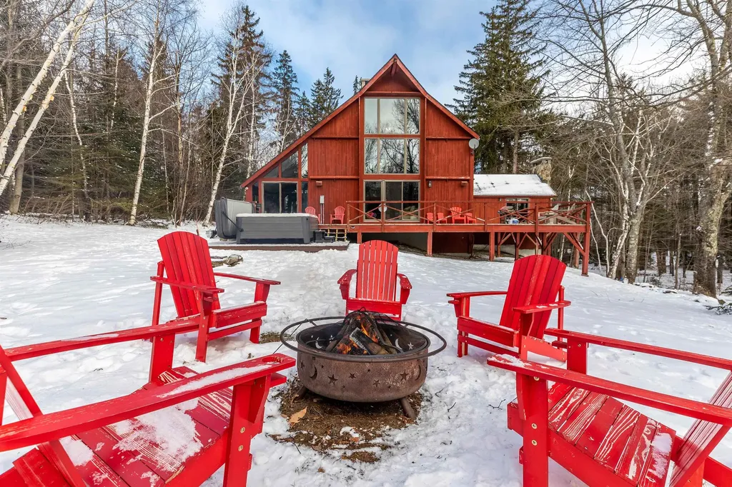 121 High Meadow Road Winhall VT 05340-9999