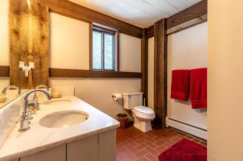 121 High Meadow Road Winhall VT 05340-9999