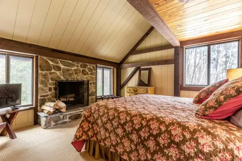 121 High Meadow Road Winhall VT 05340-9999