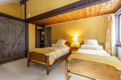 121 High Meadow Road Winhall VT 05340-9999