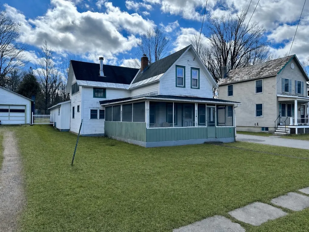 62 Hull Avenue Wallingford VT 05773