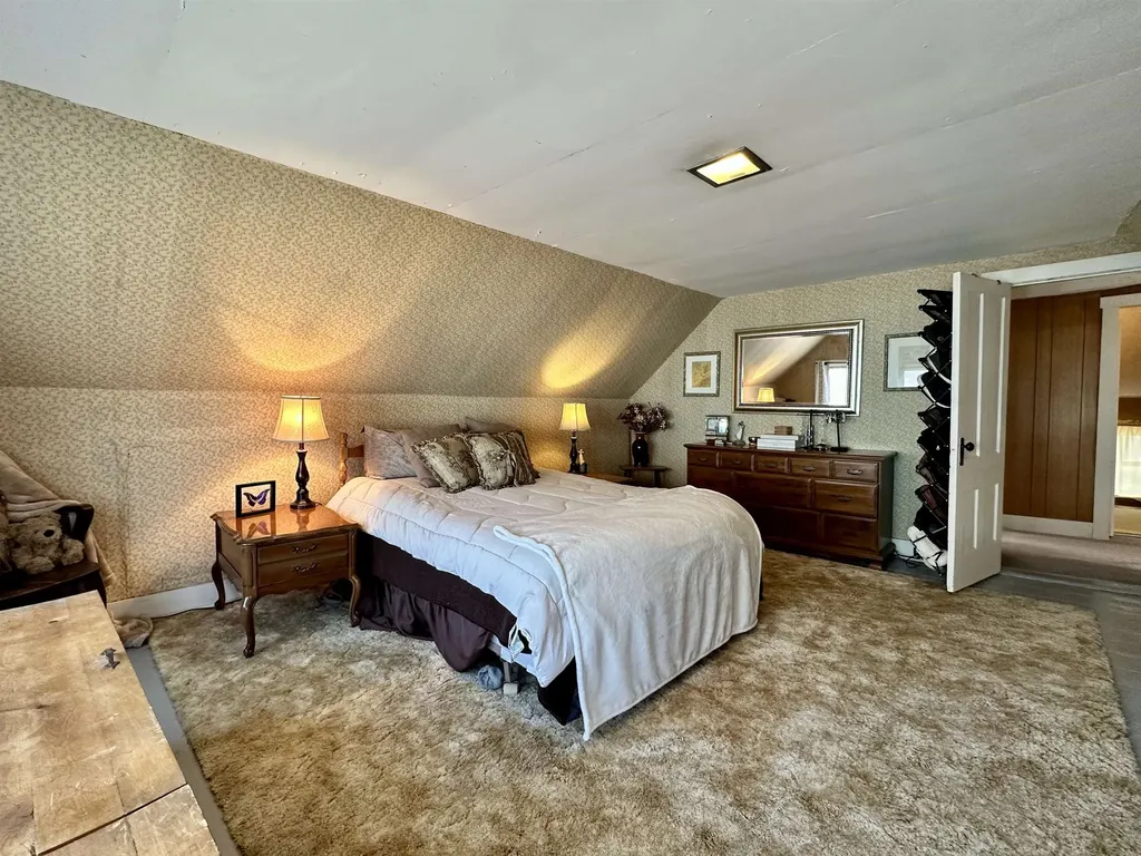 62 Hull Avenue Wallingford VT 05773