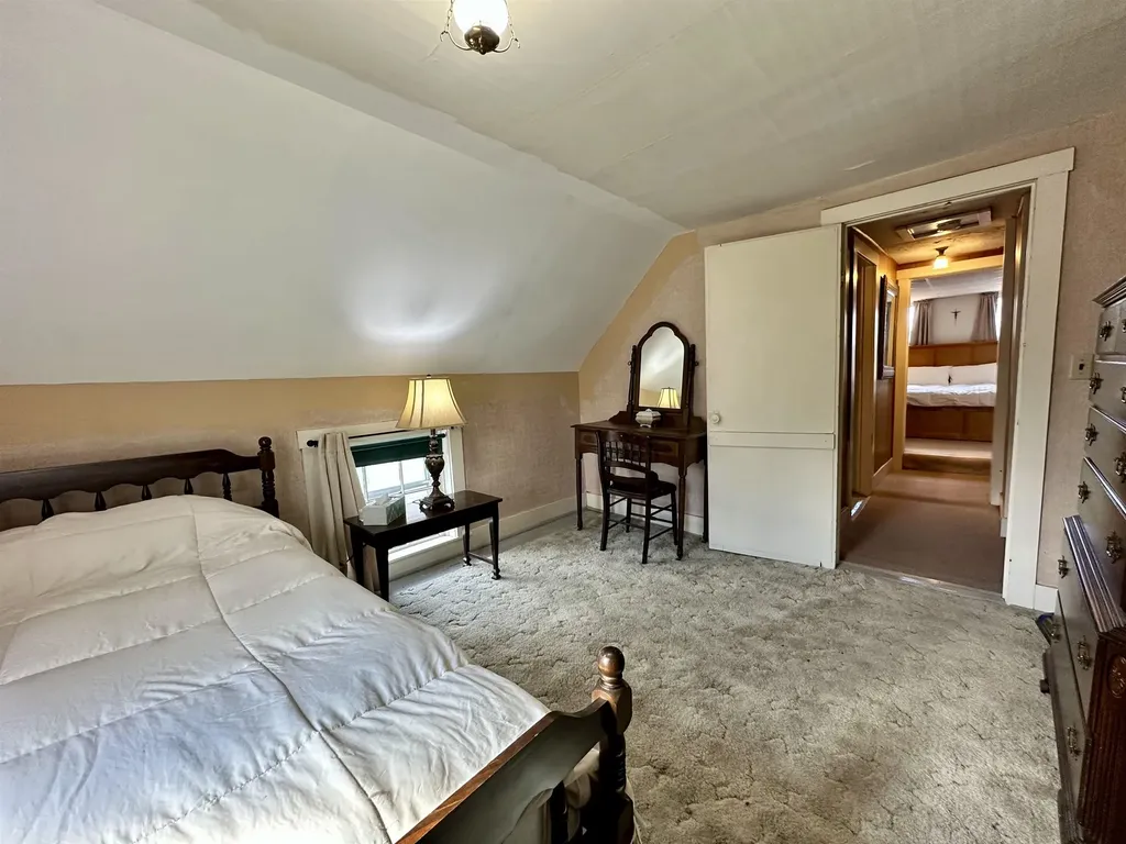 62 Hull Avenue Wallingford VT 05773