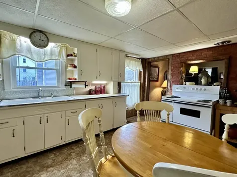 62 Hull Avenue Wallingford VT 05773