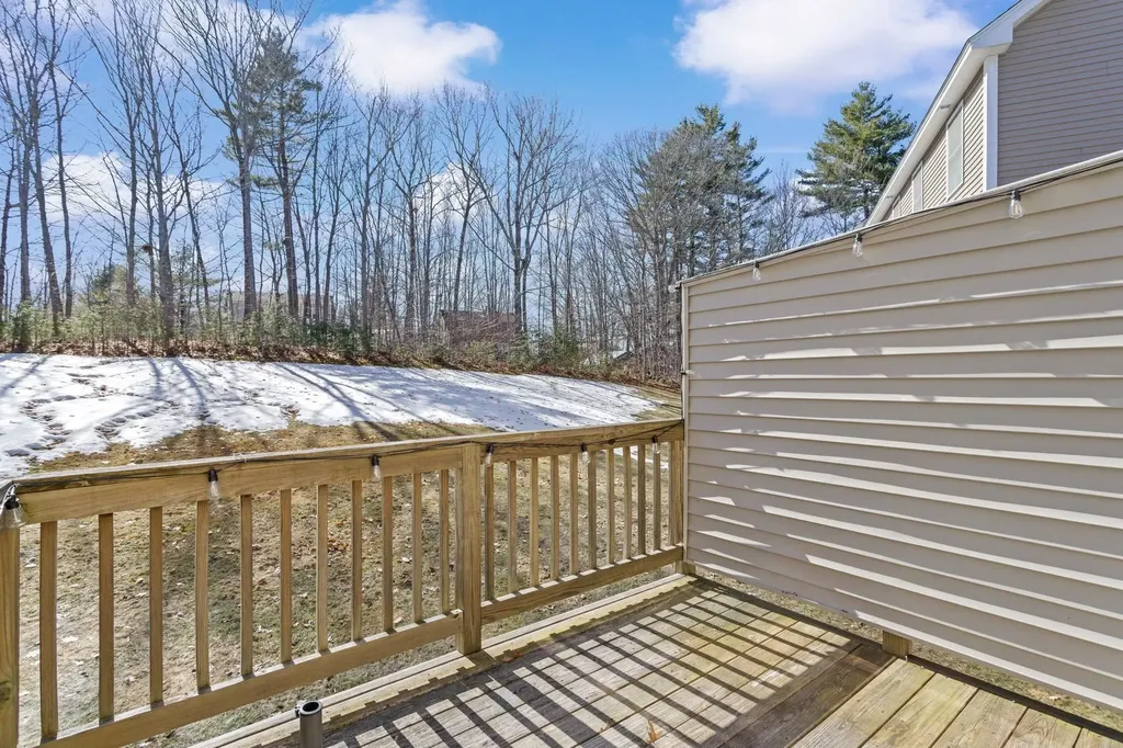 10 Split Rock Drive Rochester NH 03839