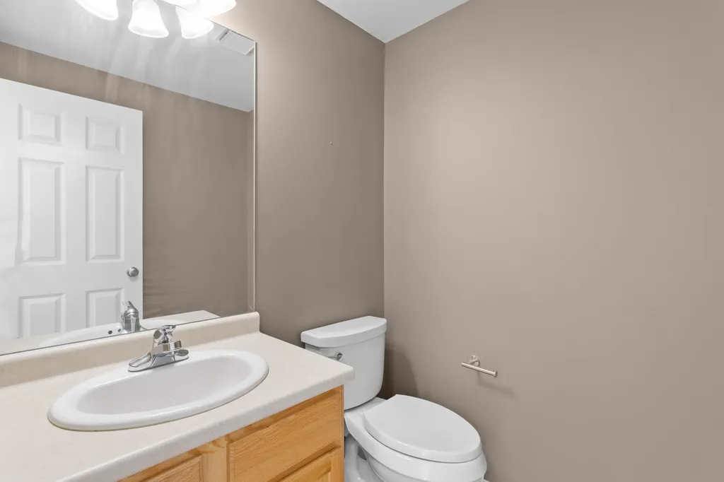 10 Split Rock Drive Rochester NH 03839