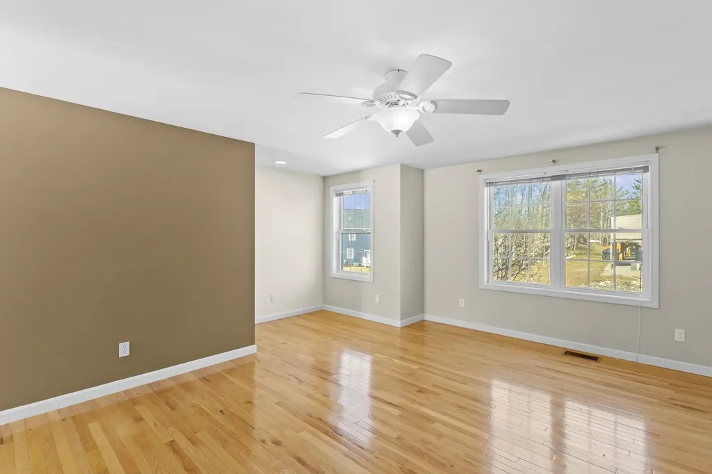 10 Split Rock Drive Rochester NH 03839