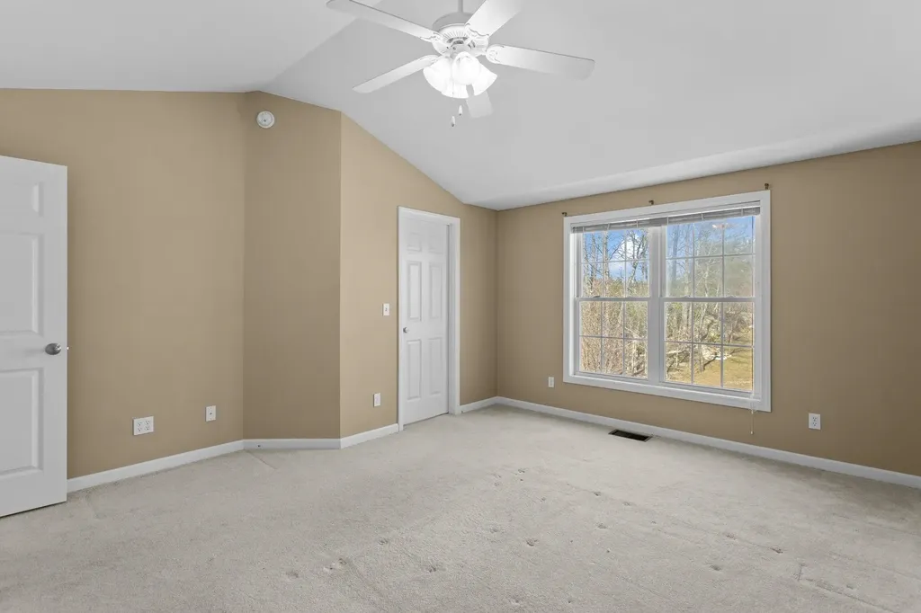 10 Split Rock Drive Rochester NH 03839