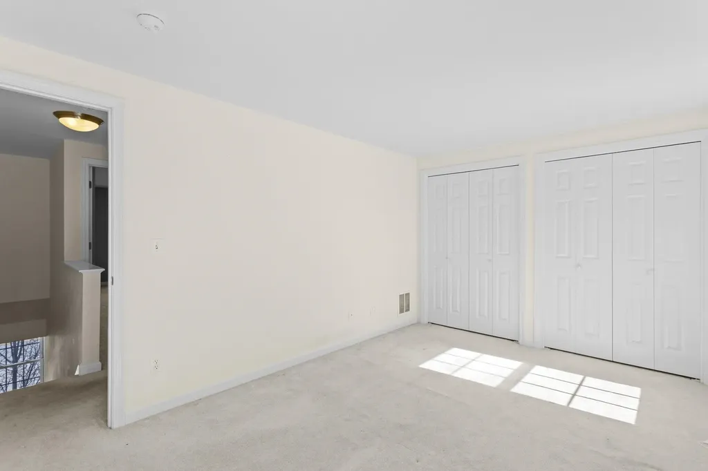 10 Split Rock Drive Rochester NH 03839