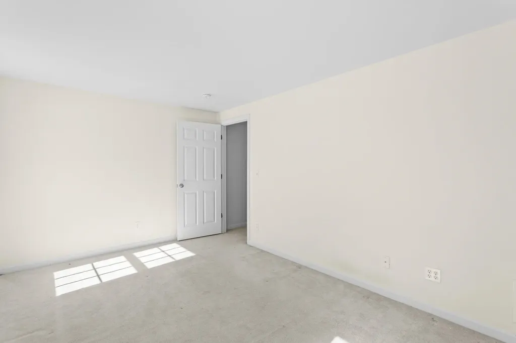 10 Split Rock Drive Rochester NH 03839