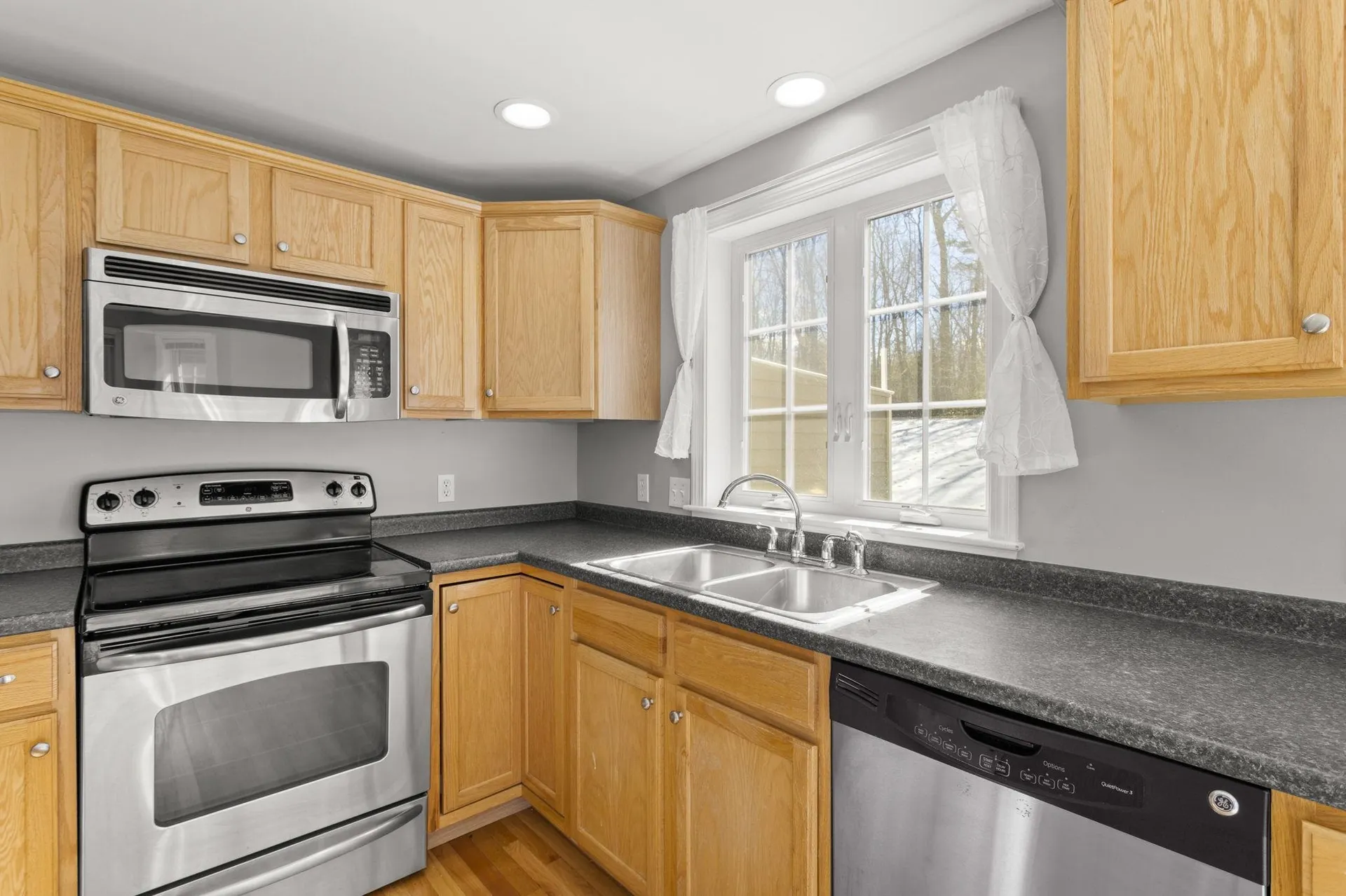 10 Split Rock Drive Rochester NH 03839