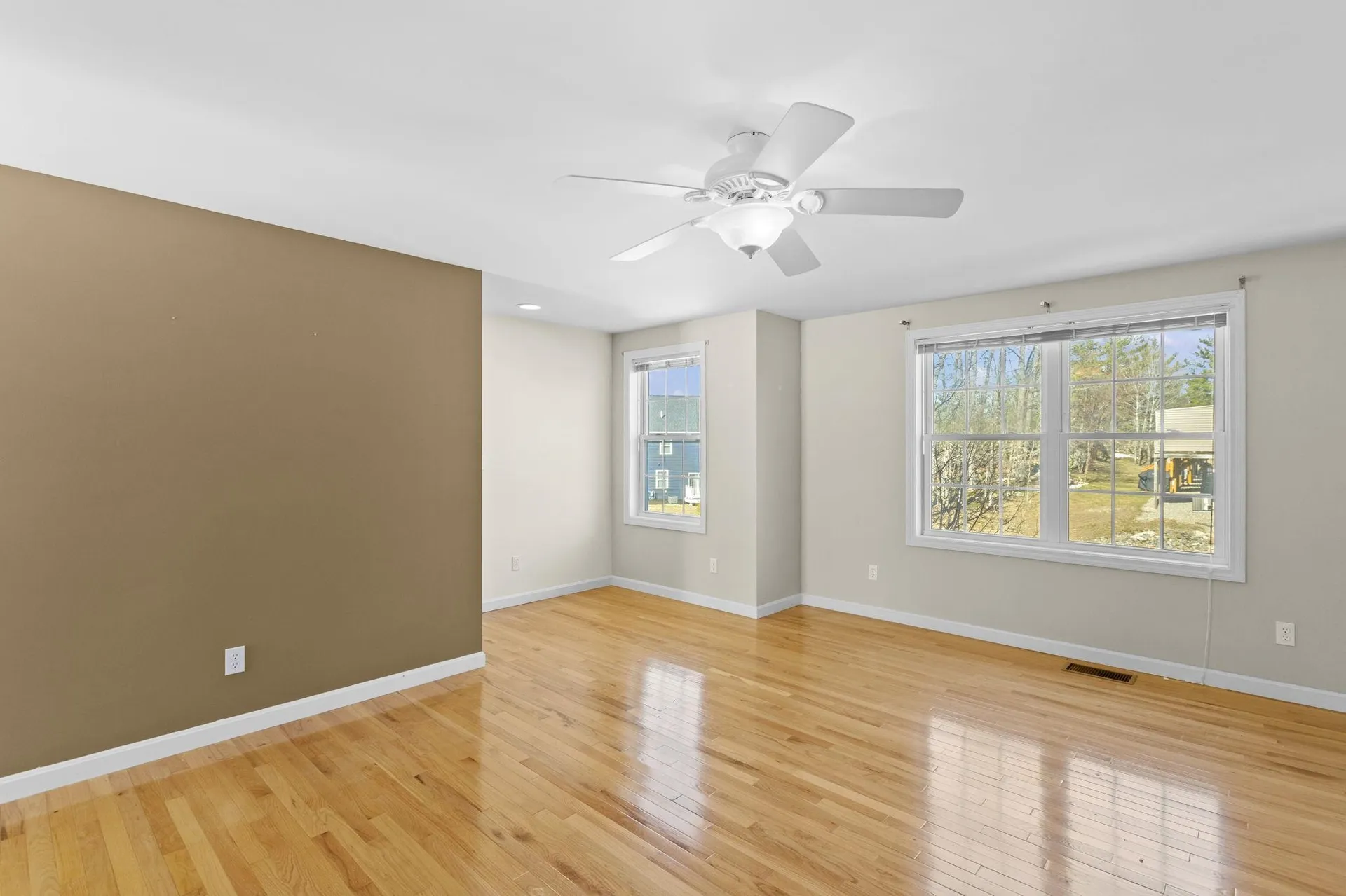 10 Split Rock Drive Rochester NH 03839