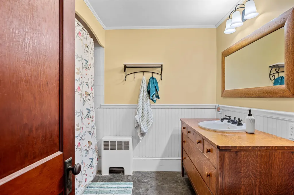 24 Sterling Hill Road Barre Town VT 05641