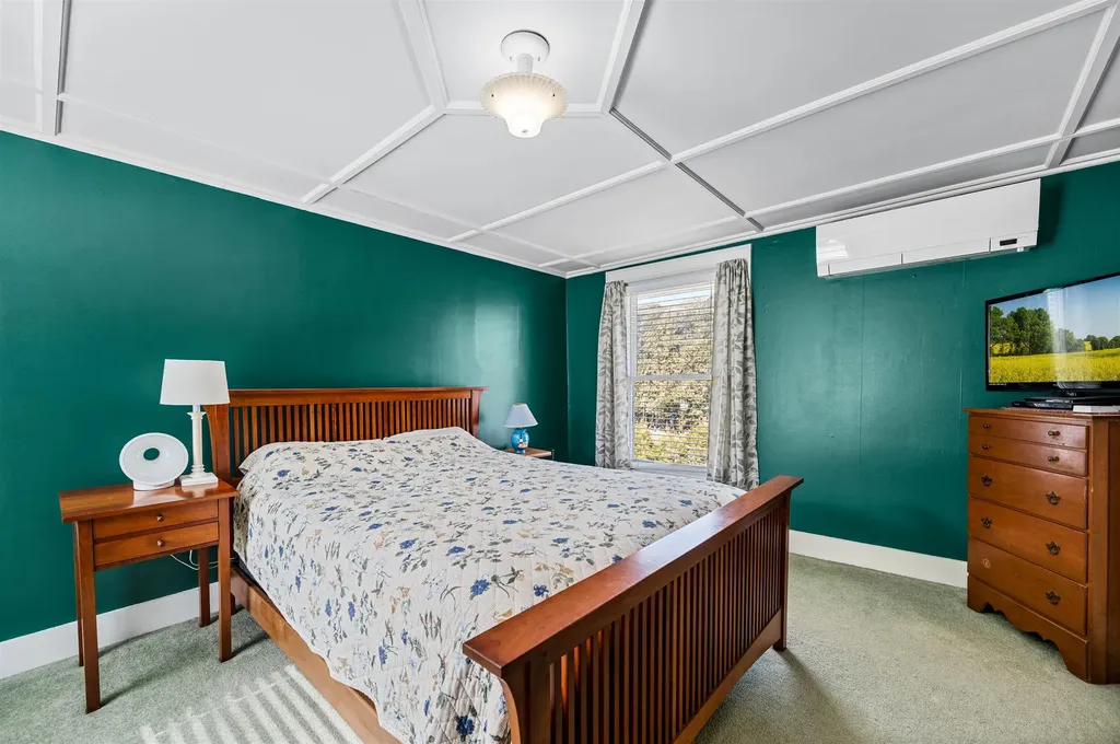 24 Sterling Hill Road Barre Town VT 05641