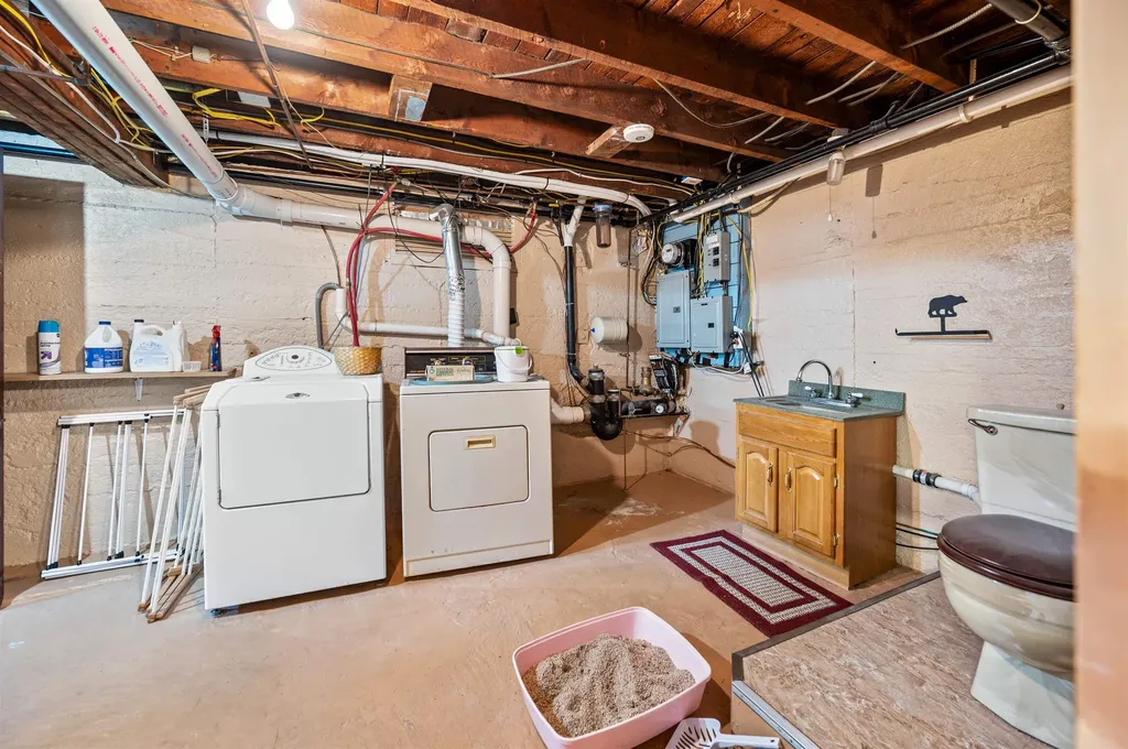 24 Sterling Hill Road Barre Town VT 05641