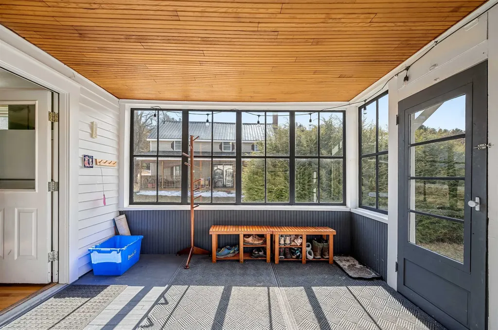 24 Sterling Hill Road Barre Town VT 05641