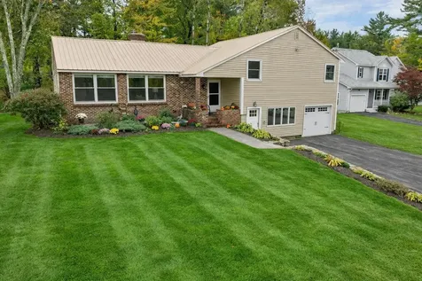71 Annis Drive Gilford NH 03249