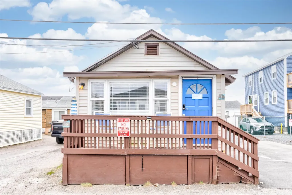 15 Riverview Terrace Hampton NH 03842