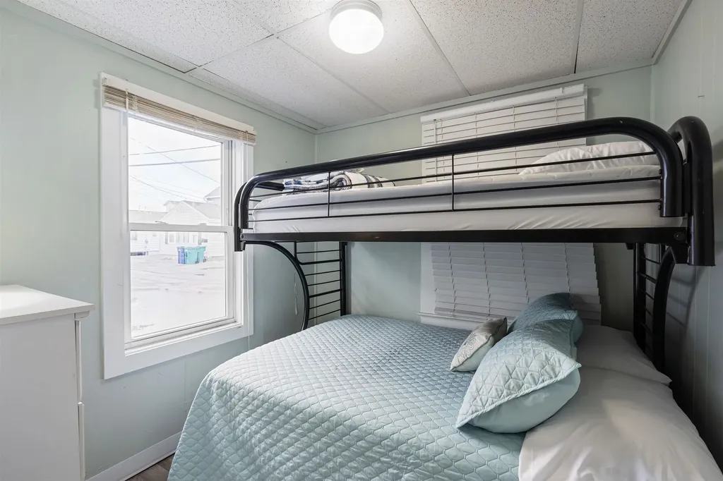 15 Riverview Terrace Hampton NH 03842