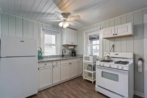 15 Riverview Terrace Hampton NH 03842