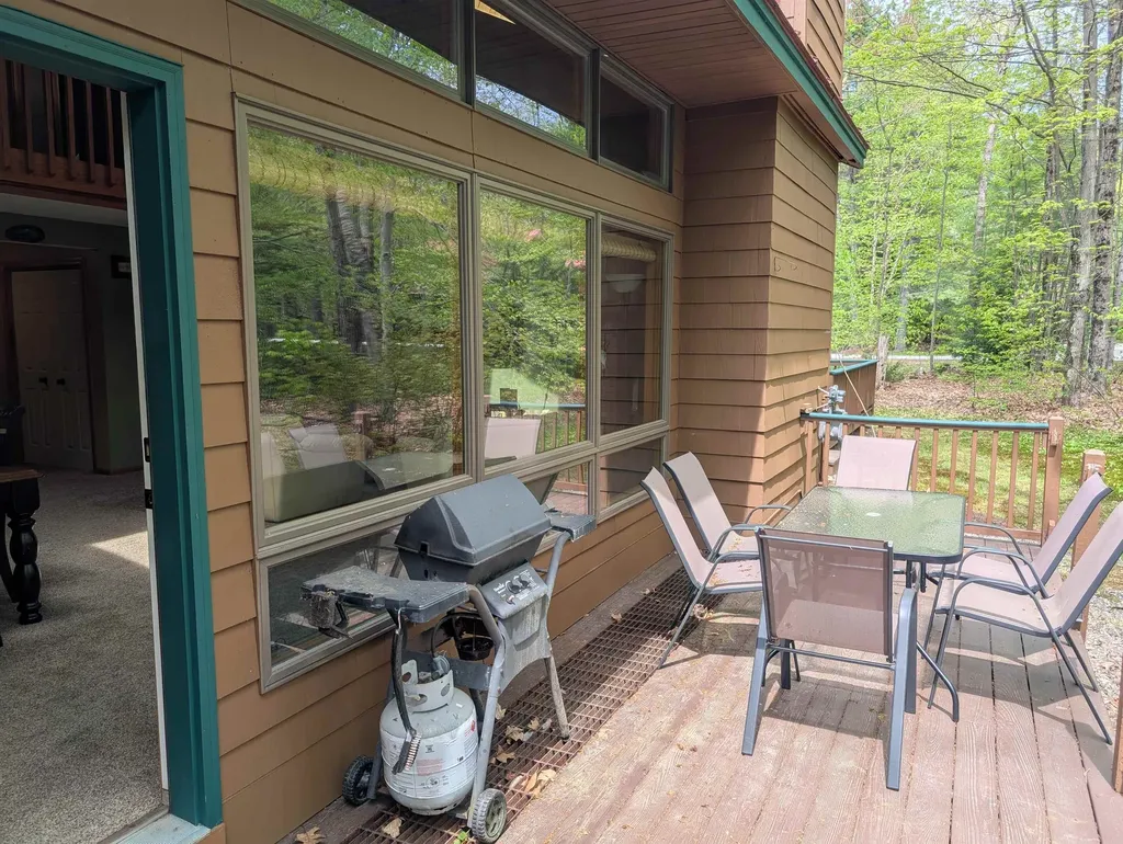 11 Cascade Drive Woodstock NH 03262