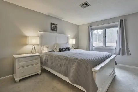 53 Hickory Lane Windham NH 03087