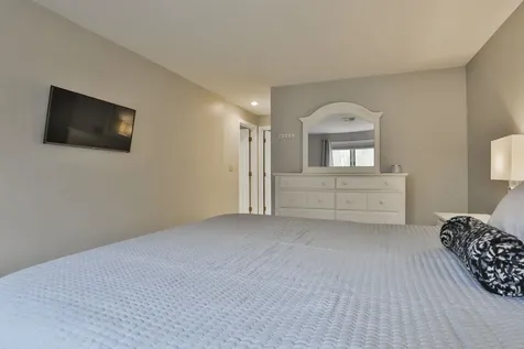 53 Hickory Lane Windham NH 03087