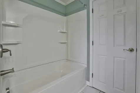 53 Hickory Lane Windham NH 03087