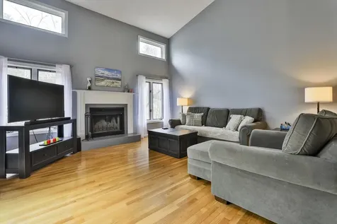 53 Hickory Lane Windham NH 03087