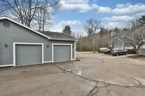 53 Hickory Lane Windham NH 03087