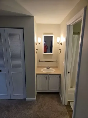 88 Cricketbrook Dover NH 03820