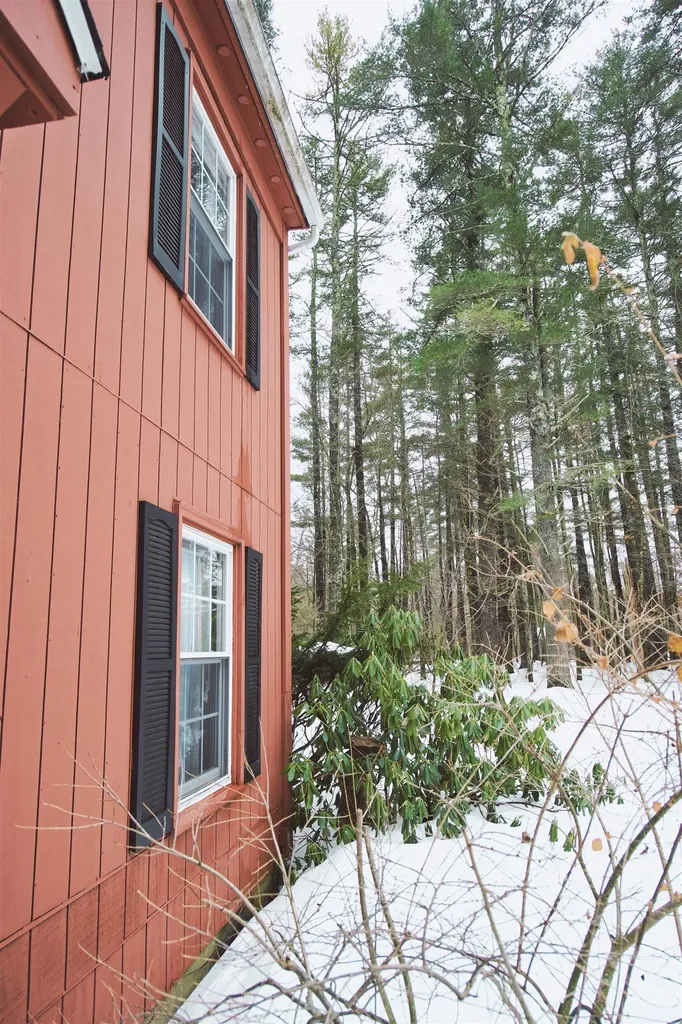 35 Eastern Avenue Barrington NH 03825