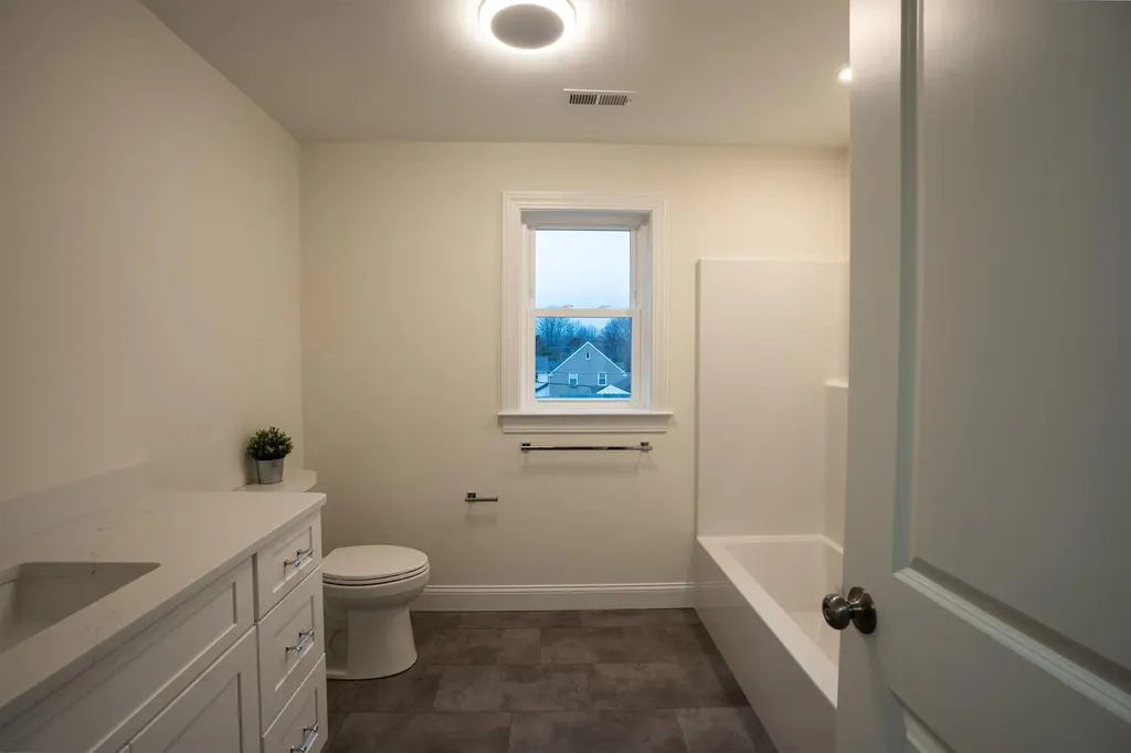 106 Lock Street Nashua NH 03064