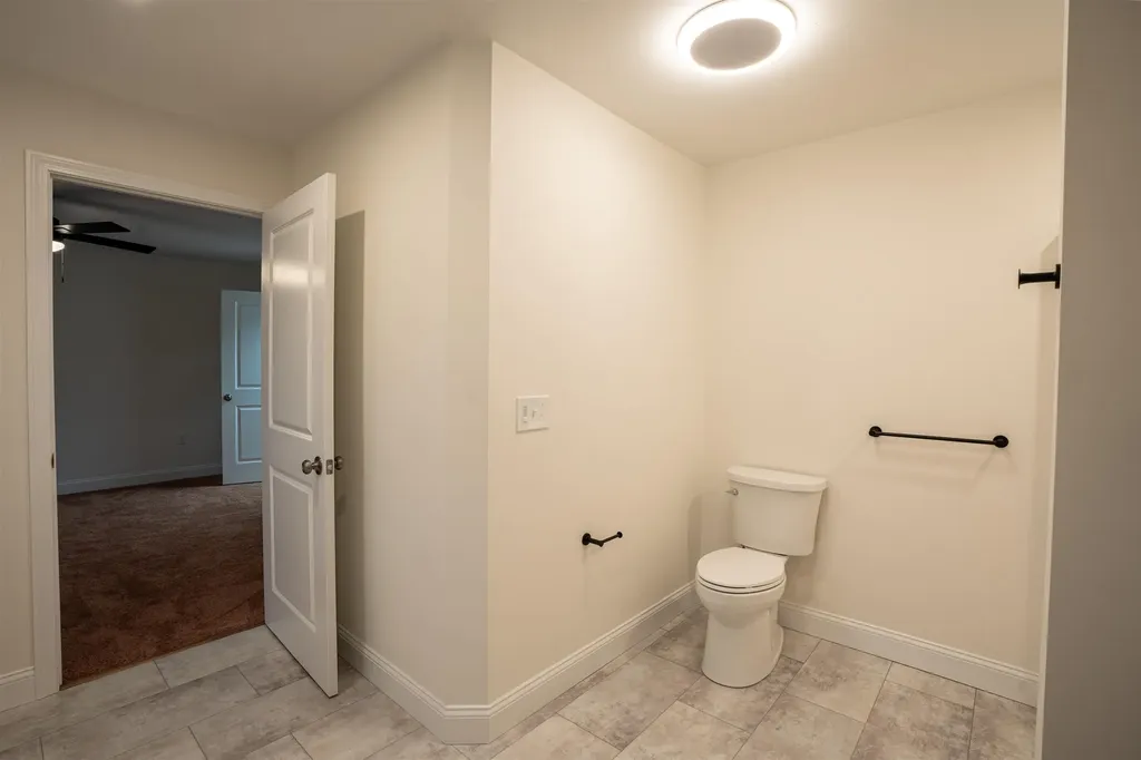 106 Lock Street Nashua NH 03064