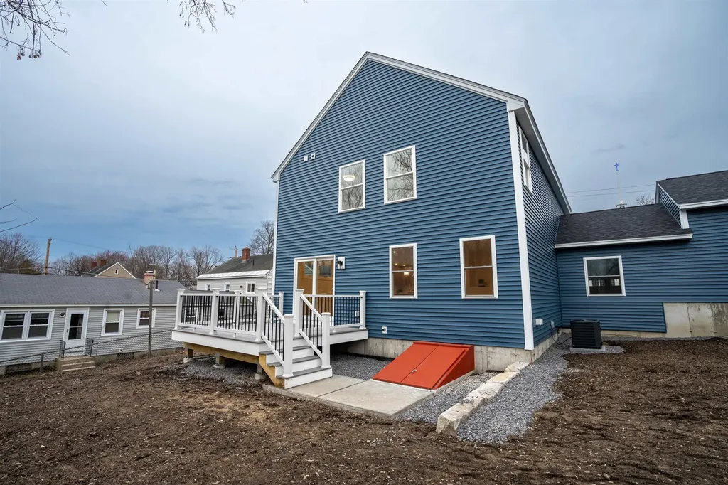 106 Lock Street Nashua NH 03064