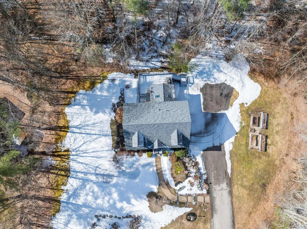 7 Blackshire Court Somersworth NH 03878