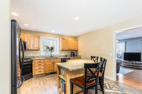 7 Blackshire Court Somersworth NH 03878