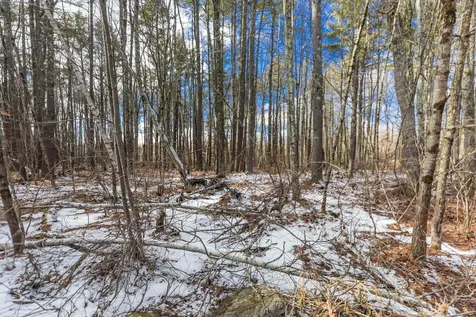 7 Blackshire Court Somersworth NH 03878