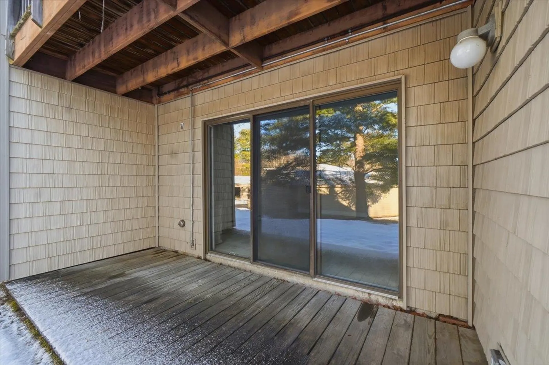 17 Hawthorne Circle South Burlington VT 05403