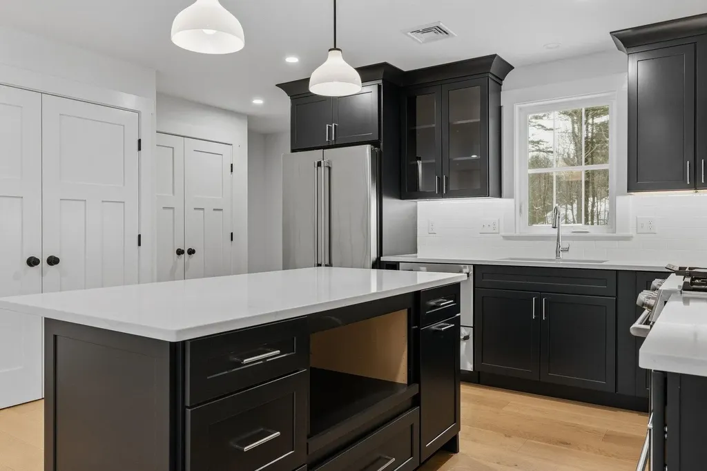 665 Wallis Road Rye NH 03870